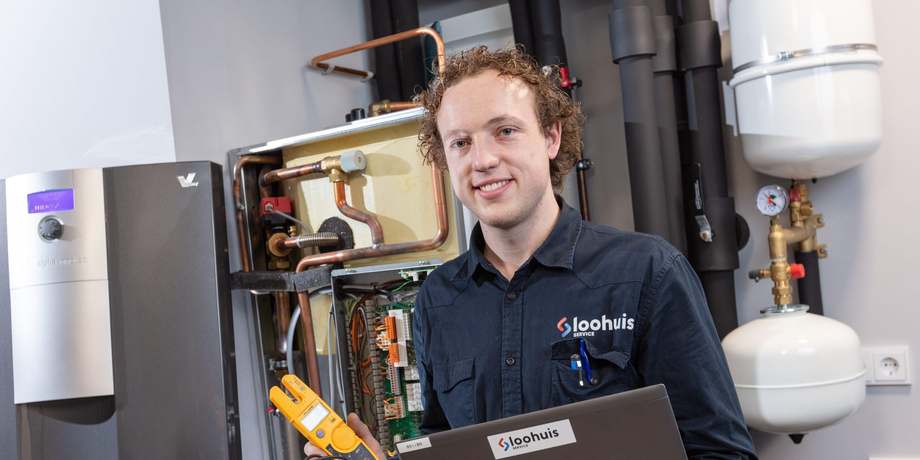 FFV 1557 2026 04 01 062239 lpkn